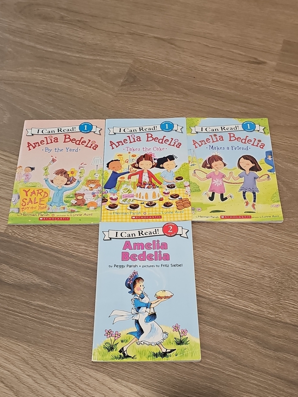 Scholastic Amelia Bedelia Books